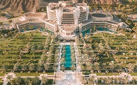 Al Bustan Palace Hotel 5*